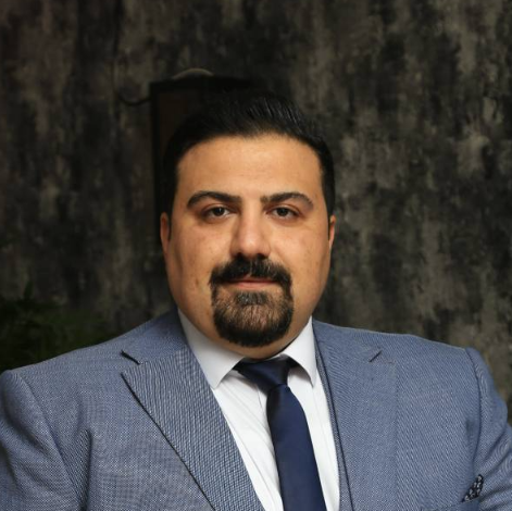 علیرضا حسینخانی
