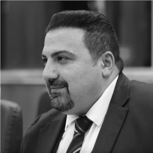علیرضا حسینخانی | دانشپذیر کد ۱